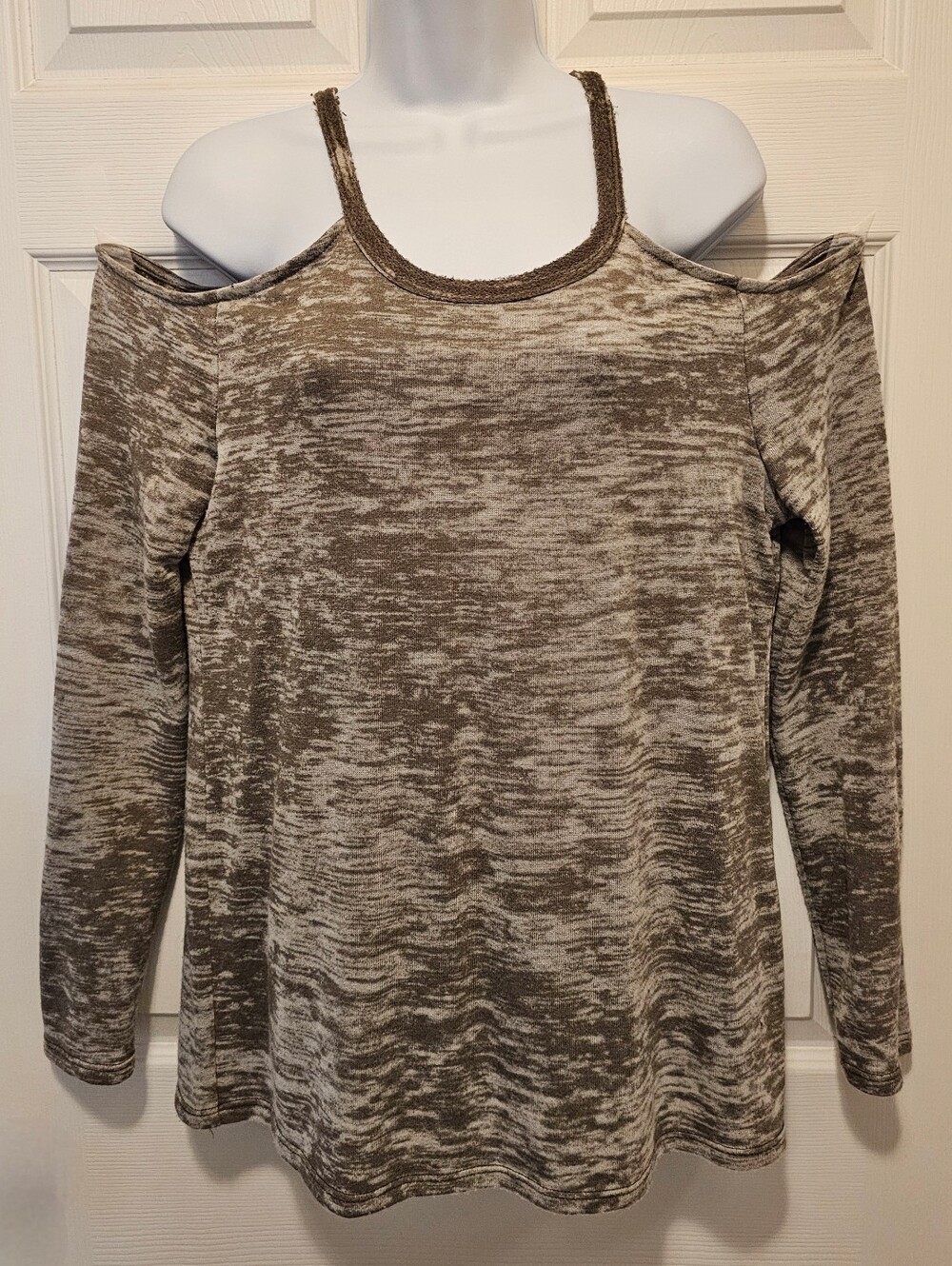 Promesa Taupe & Cream Cold Shoulder Long Sleeve Top Size L Like New